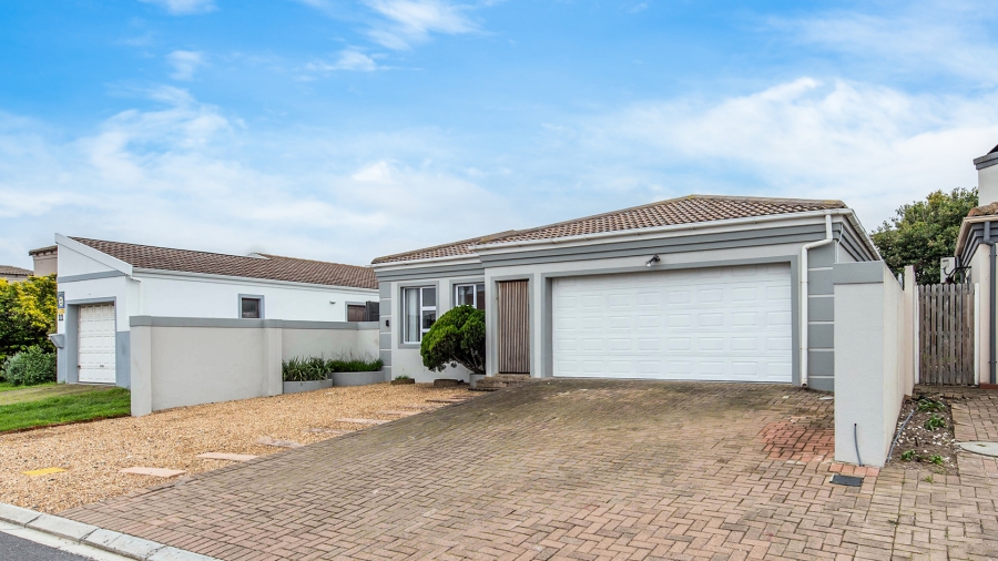 3 Bedroom Property for Sale in Parklands Western Cape